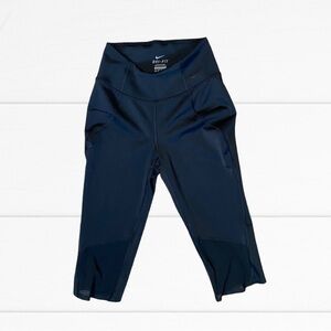 NWOT Nike Womens Motion Training Capris Black Sheer Leg Size XS